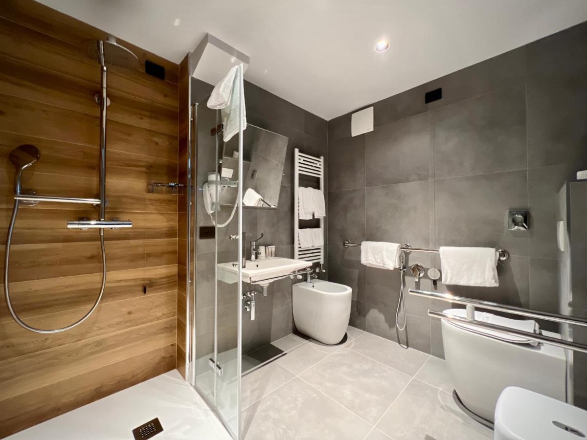 Hotel Leonessa 3*